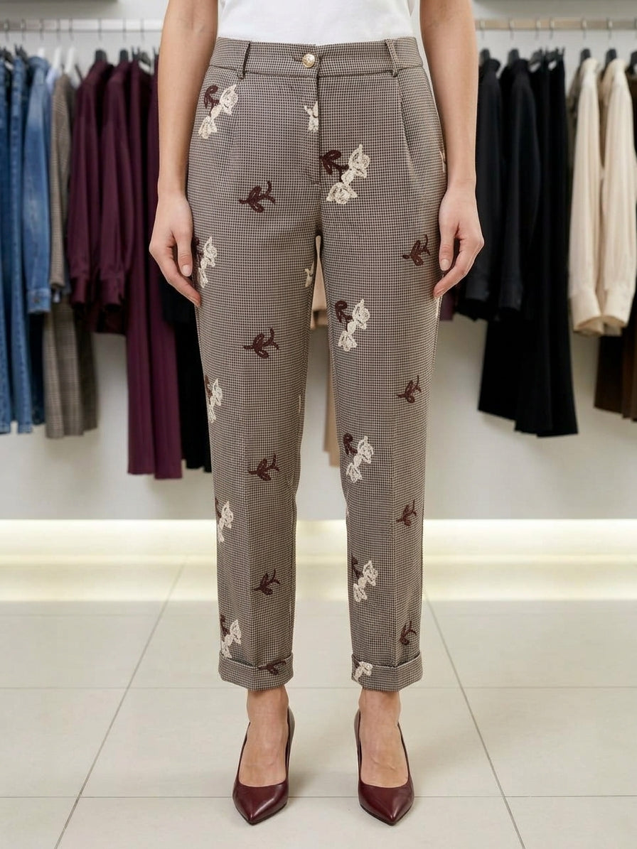 Pantaloni Crop Sartoriali a Micro Micro-Check con Ricami Floreali