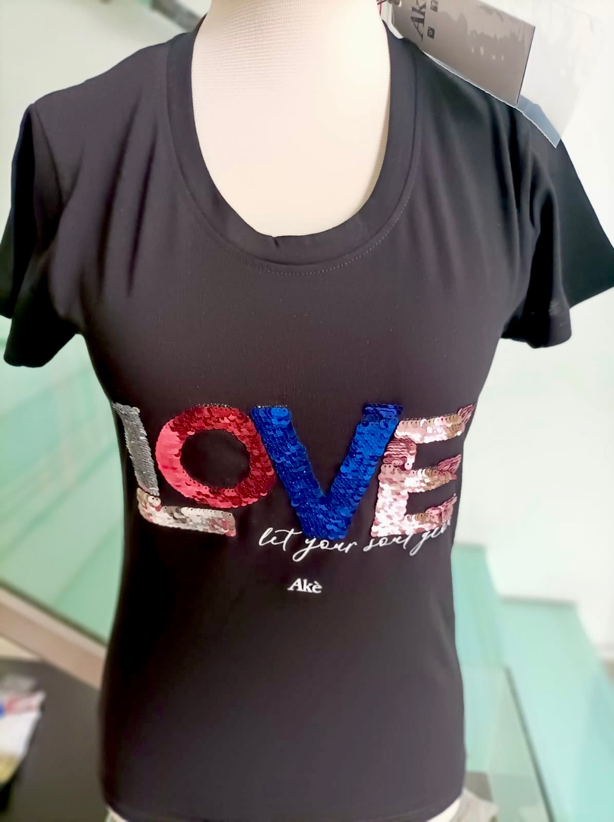 Maglia Love Nera